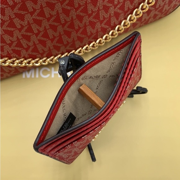 MICHAEL KORS GIFTABLE SHOULDER BAG & CARD HOLDER BOXED SET CHILI PALE GOLD COLOR - Picture 13 of 16